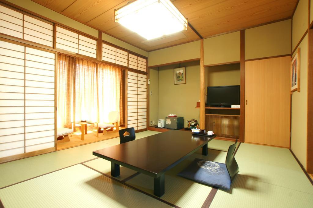 Imakuni Ryokan Takachiho Esterno foto